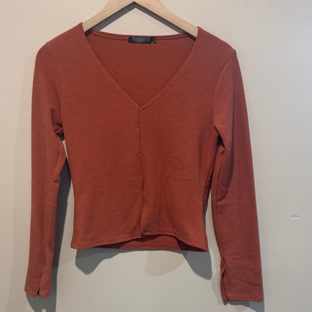 V-Neck Rust Top
